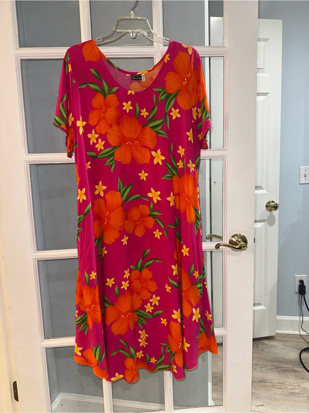 Aloha Fashion Hawaiian Dress Floral Luau Travel Cruise Wear OS One Size Pink